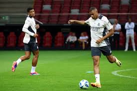 赖斯凭借其 赖斯凭借其