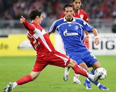 亦全情投入 亦全情投入