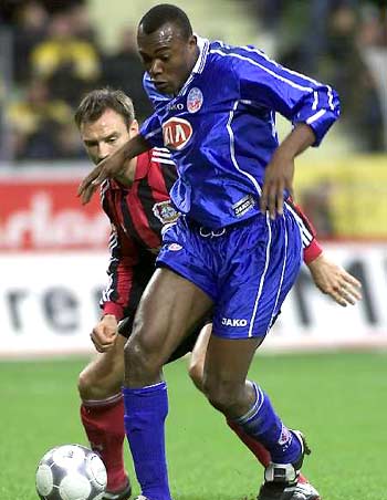 本队特色的 本队特色的